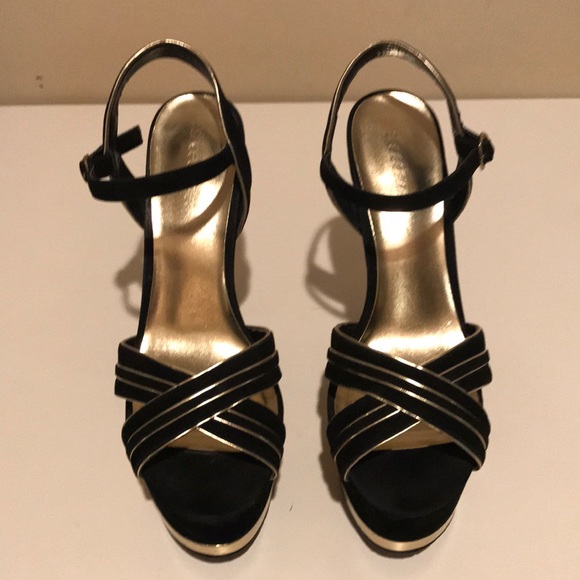 Shoe dazzle platform heels - Picture 3 of 8